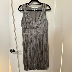 🆕 Banana Republic Taupe Pleated Midi Dress